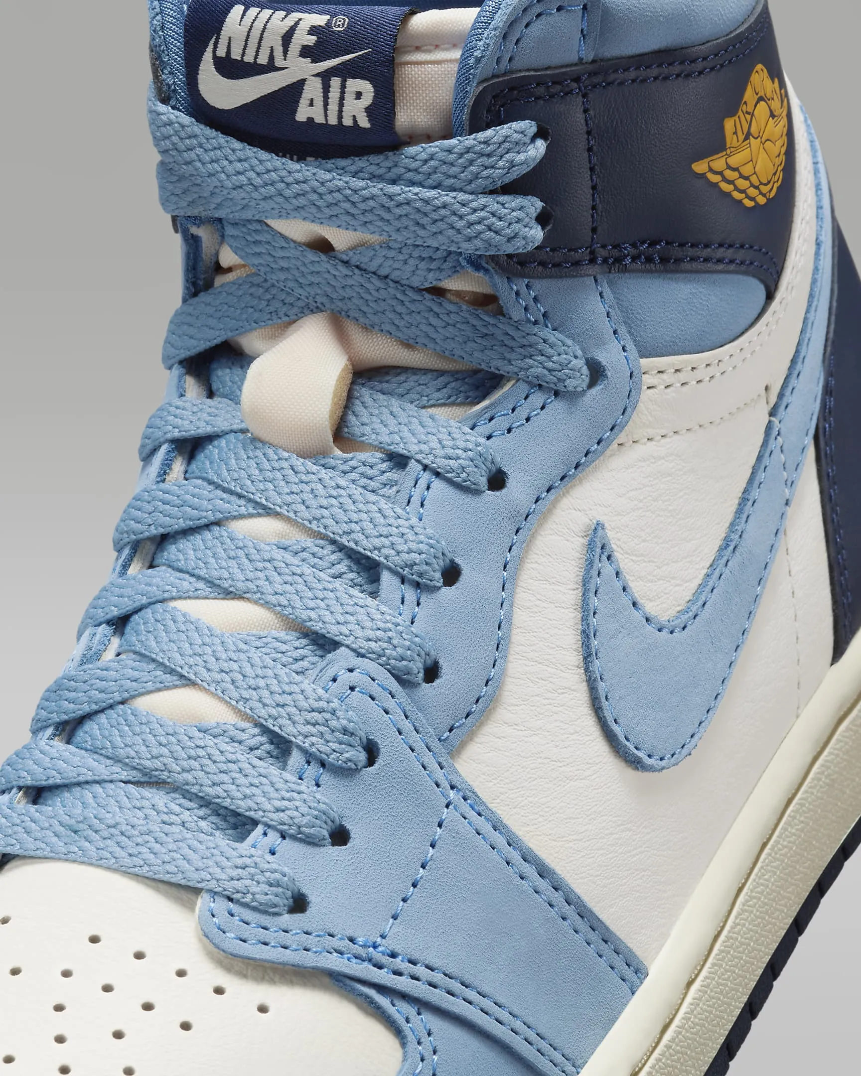 Nike Women's Air Jordan 1 High OG Shoes - University Blue / Sail / Midnight Navy / University Gold