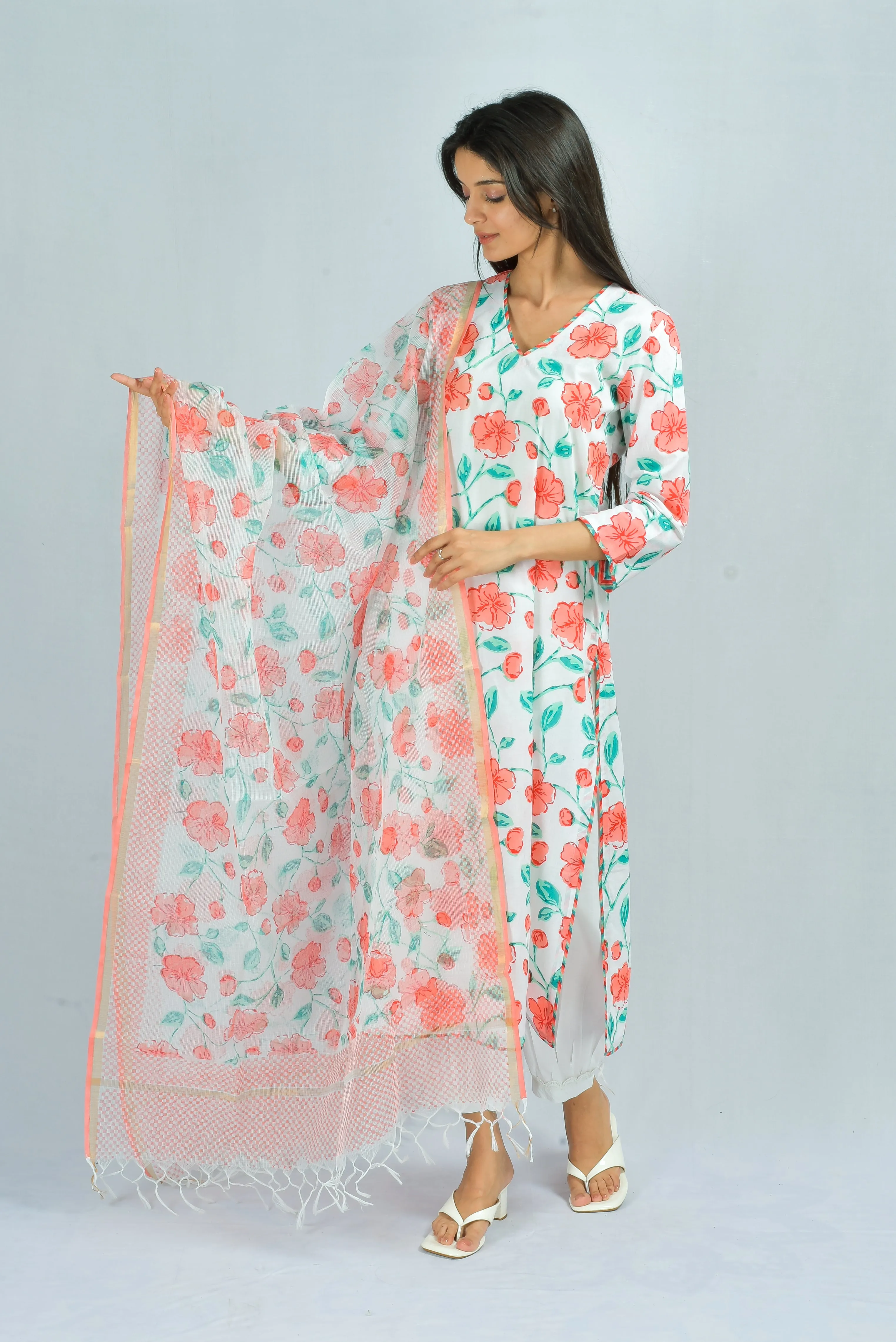 Nishaat Straight Kurta Set