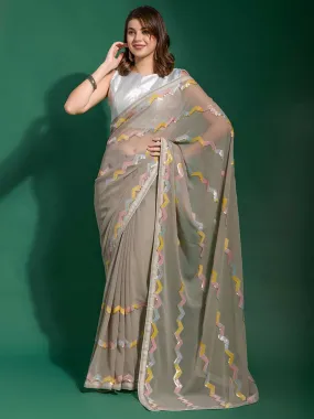 Odette Women Grey Poly Georgette Saree With Blouse Piece